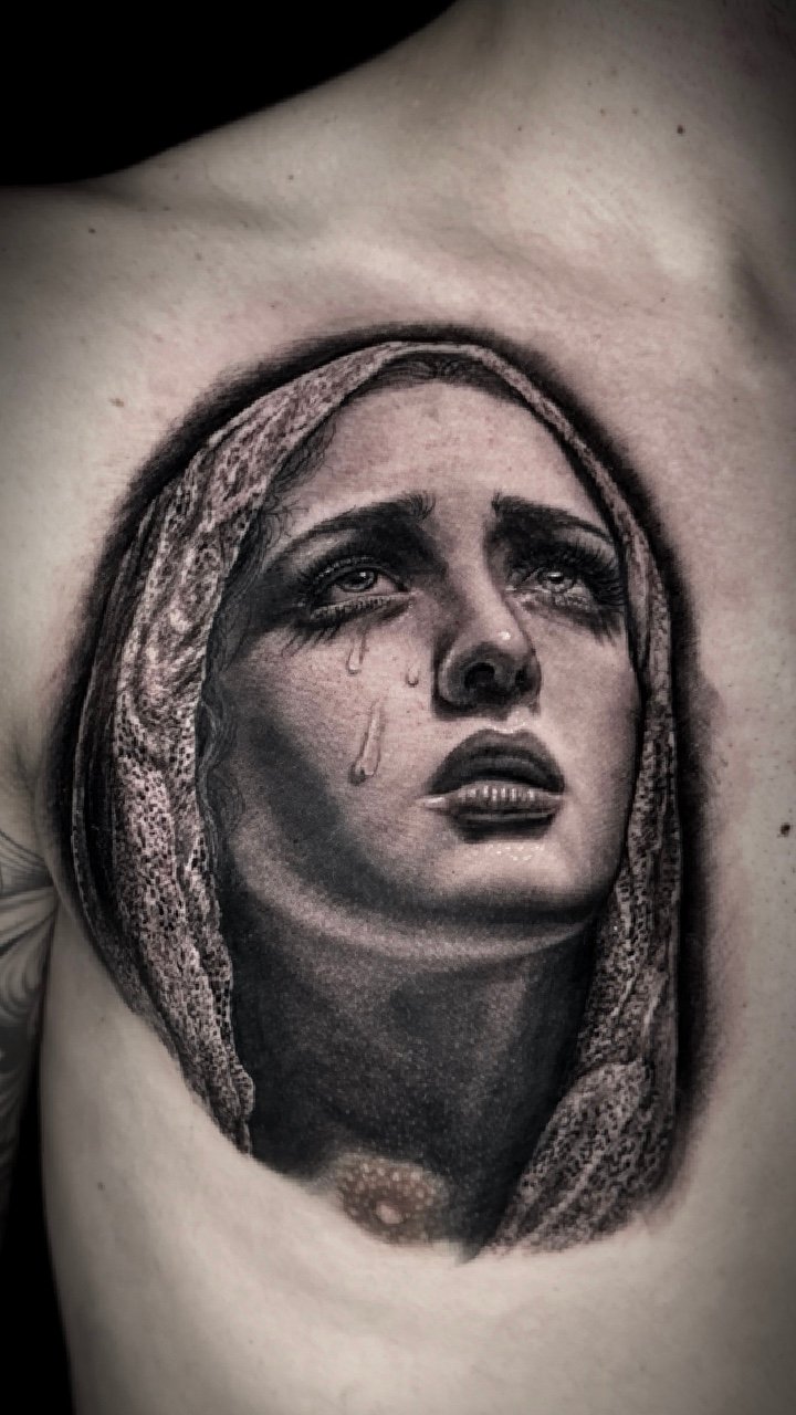 Tatuaje realismo Fred Zapata